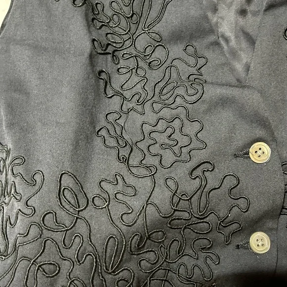 Banana Republic Embroidered Black Vest - Picture 4 of 6
